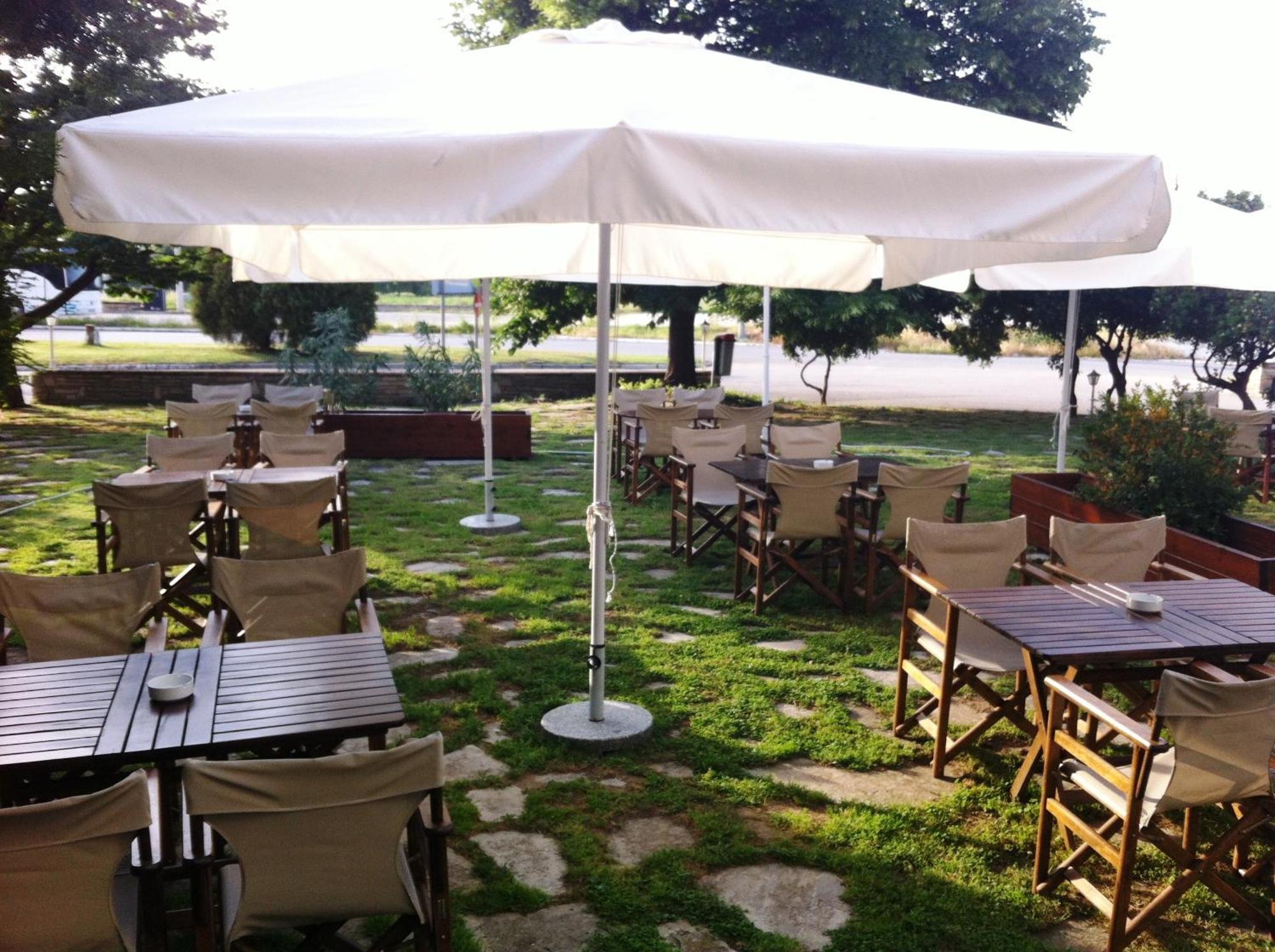 Rodopi Hotel Komotini Bagian luar foto